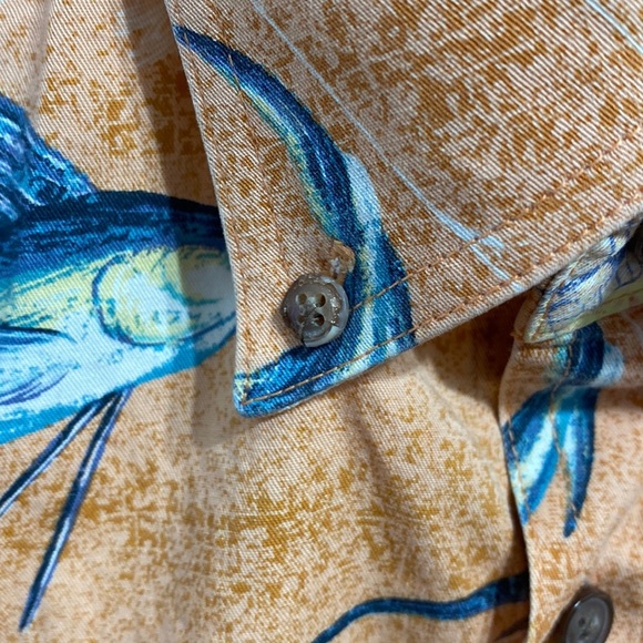 Magellan short sleeve shirt. 🐟🐠 - Picture 5 of 5